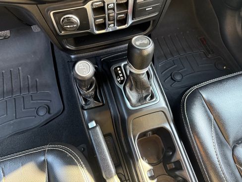 Used 2020 Jeep Wrangler Unlimited Sport S w/ Sun And Sound Package image 54