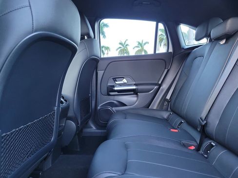 Certified 2025 Mercedes-Benz GLA 250 image 13