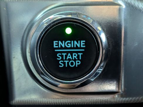 Used 2022 Ford F150 Raptor w/ Equipment Group 801A High image 19