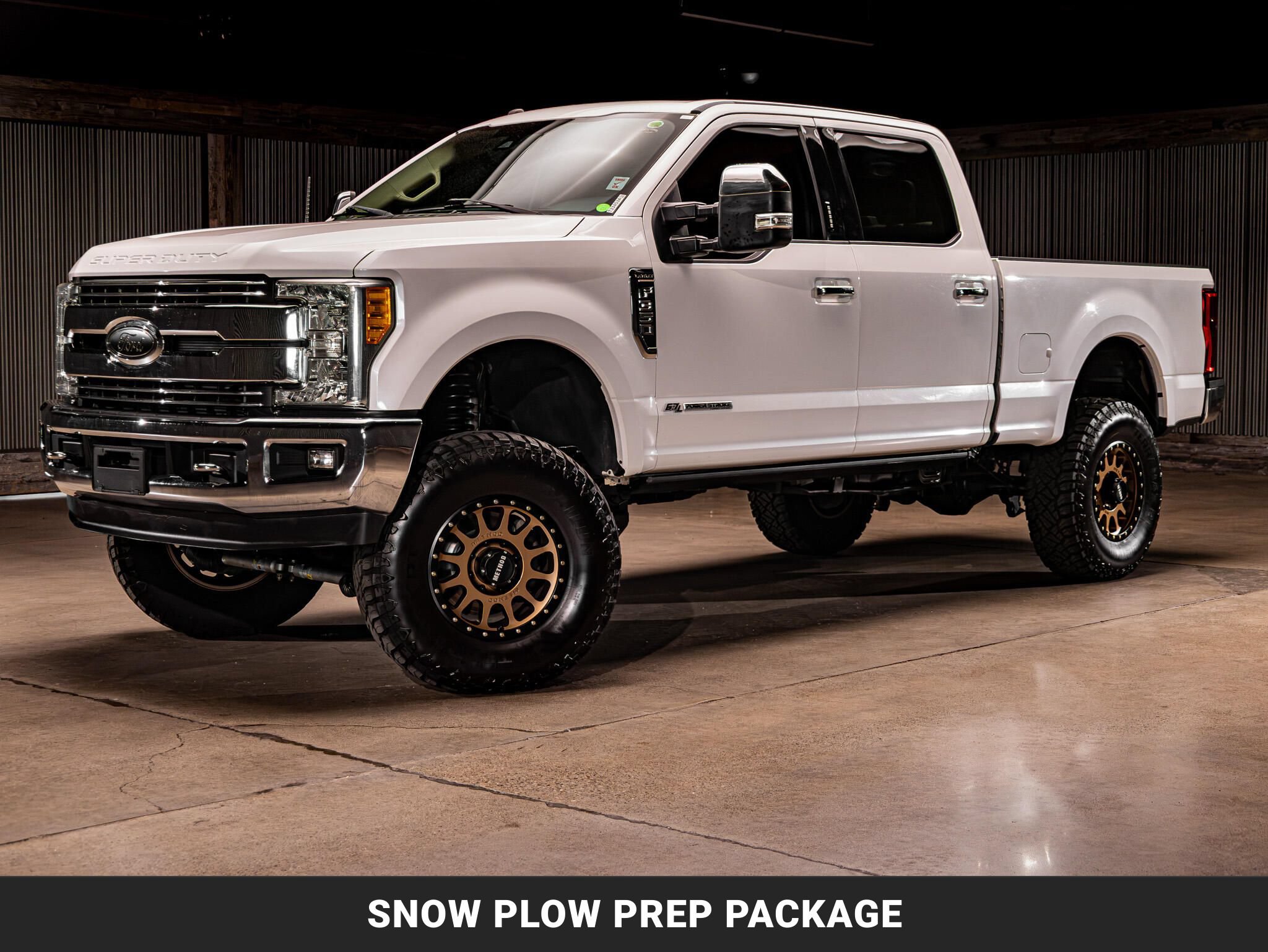 Used 2017 Ford F350 Lariat w/ Lariat Ultimate Package AWD/4WD image 4