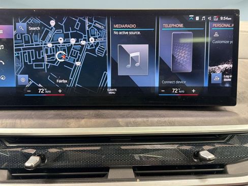 Certified 2023 BMW X7 xDrive40i w/ M Sport Package image 18