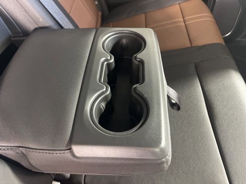 New 2026 Chevrolet Silverado 1500 High Country w/ Technology Package AWD/4WD image 32