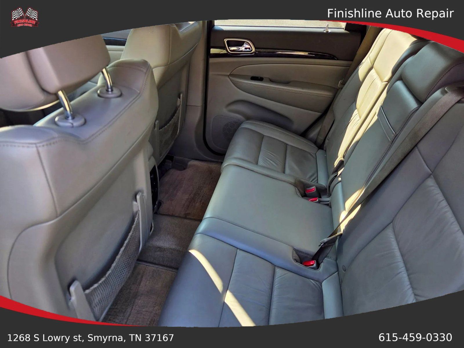 Used 2011 Jeep Grand Cherokee Laredo RWD image 11