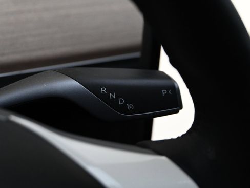 Used 2023 Tesla Model 3 Standard Range image 24