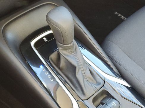 Certified 2021 Toyota Corolla LE w/ Carpet Mat Package (TMS) image 29