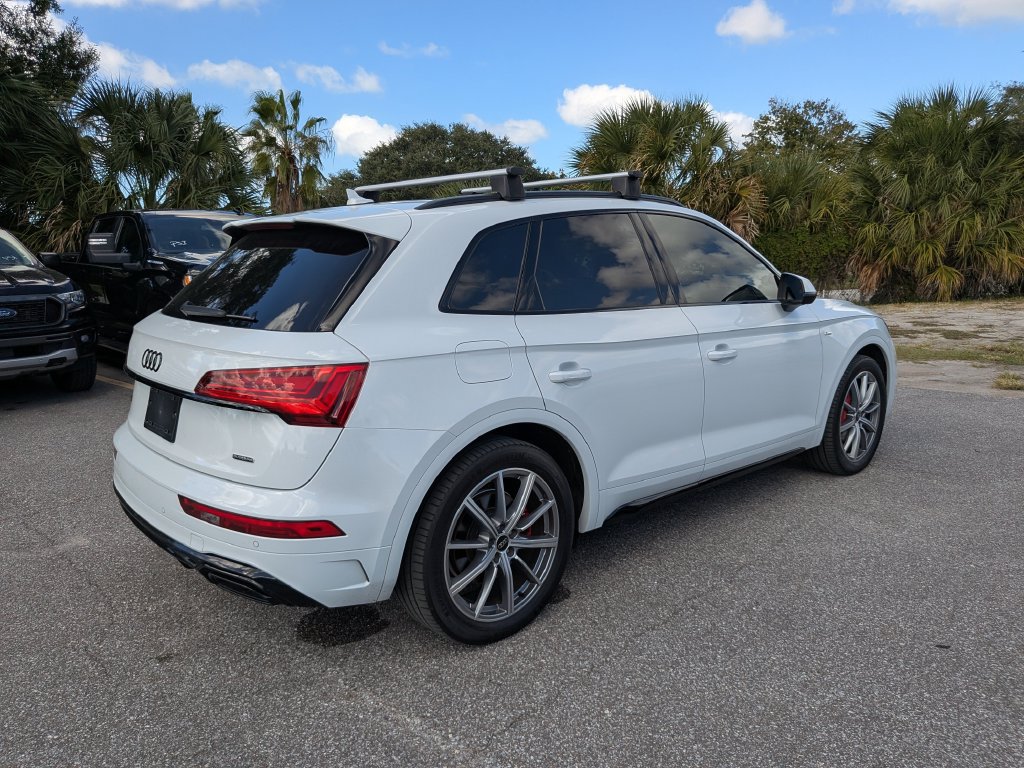 Used 2024 Audi Q5 e Premium Plus w/ Premium Plus Package AWD/4WD image 9