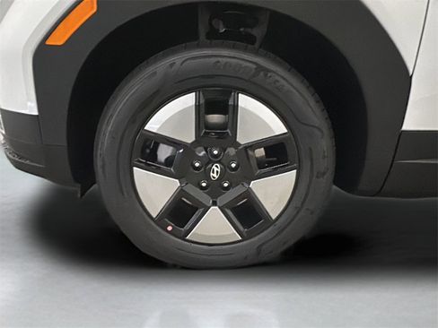 New 2026 Hyundai Santa Fe SE image 6