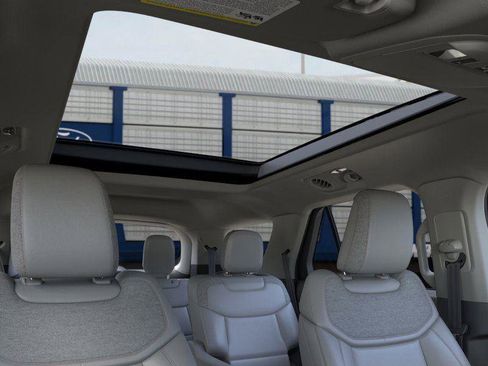 New 2026 Ford Explorer Active w/ Active Comfort Package image 22