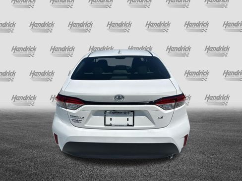 Certified 2025 Toyota Corolla LE FWD image 9