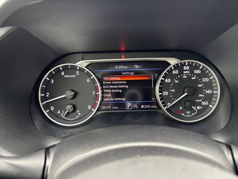 Used 2025 Nissan Sentra SV FWD image 38