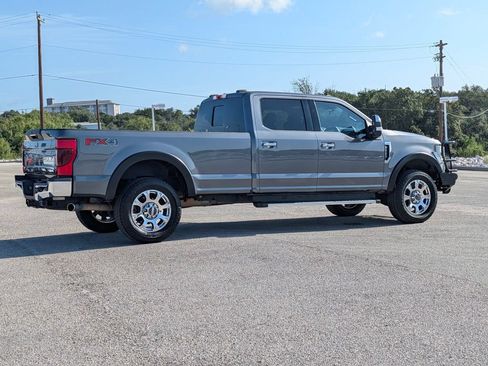 Certified 2022 Ford F250 Lariat w/ Lariat Ultimate Package AWD/4WD image 2