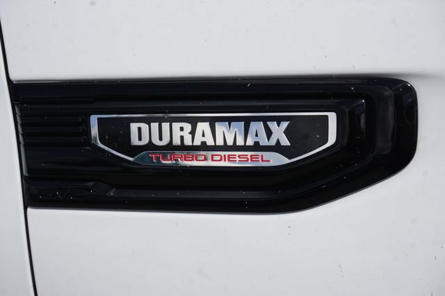 Used 2025 GMC Sierra 1500 Elevation w/ LPO, Elevation Black Package AWD/4WD image 38