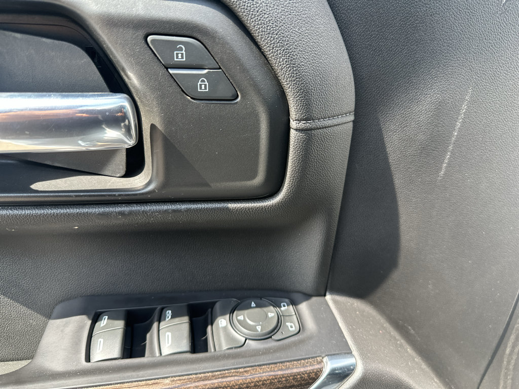 Used 2020 Chevrolet Silverado 1500 LT w/ All-Star Edition AWD/4WD image 18