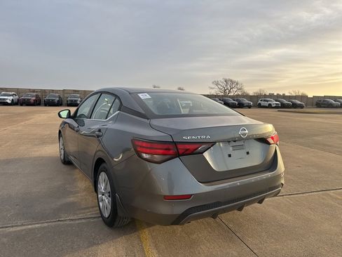 Certified 2020 Nissan Sentra S image 10
