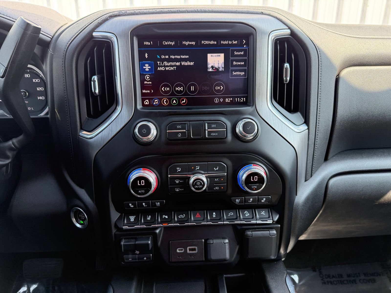 Used 2021 GMC Sierra 2500 Denali w/ Denali Ultimate Package AWD/4WD image 15