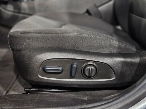 Used 2024 Chevrolet Malibu LT image 22