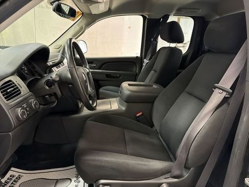 Used 2010 GMC Sierra 1500 SLE w/ All-Terrain Package AWD/4WD image 11