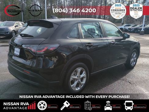 Used 2025 Honda HR-V LX image 5