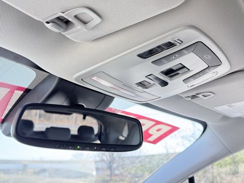 Used 2021 Toyota Sienna XLE image 20