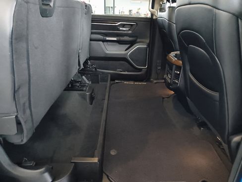 Used 2022 RAM 1500 Laramie image 32
