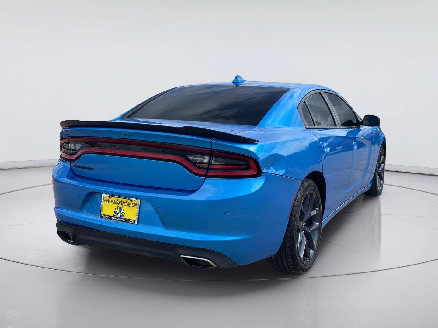 Used 2023 Dodge Charger SXT w/ Blacktop Package RWD image 5