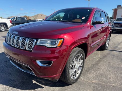 Used 2020 Jeep Grand Cherokee Overland w/ Interior Metal Package AWD/4WD image 9