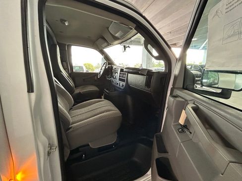 New 2025 Chevrolet Express 3500 w/ Power Convenience Package image 24