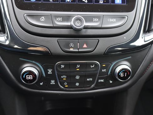 Certified 2023 Chevrolet Equinox RS image 28