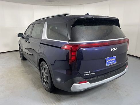 New 2026 Kia Carnival EX image 6