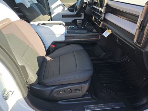 New 2025 GMC Hummer EV 3X w/ Battery Pack, 24 Module Pack image 29