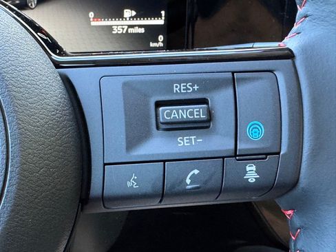 New 2026 Nissan Kicks SR FWD image 19