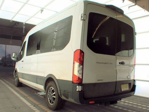 Used 2022 Ford Transit 350 XLT RWD image 4