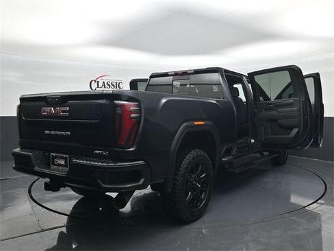 Used 2024 GMC Sierra 2500 AT4 w/ AT4 Premium Plus Package image 34