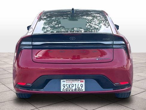 Used 2024 Toyota Prius Prime image 7