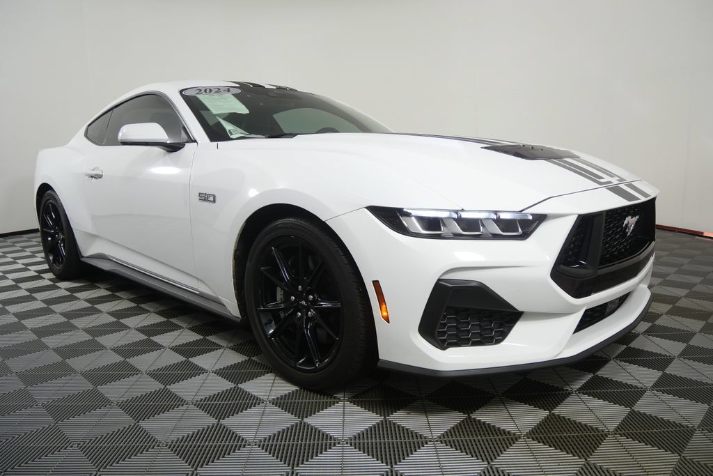 Used 2024 Ford Mustang GT Premium RWD image 8