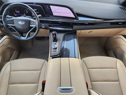 Used 2024 Cadillac Escalade Premium Luxury w/ Performance Package AWD/4WD image 27