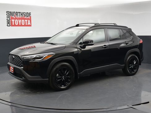 Used 2024 Toyota Corolla Cross LE image 8