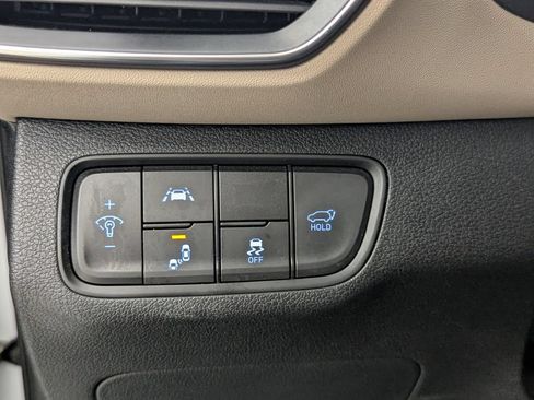 Used 2019 Hyundai Santa Fe FWD image 15