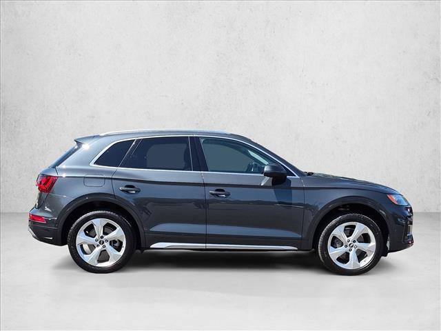 Used 2021 Audi Q5 Prestige w/ Prestige Package AWD/4WD image 4
