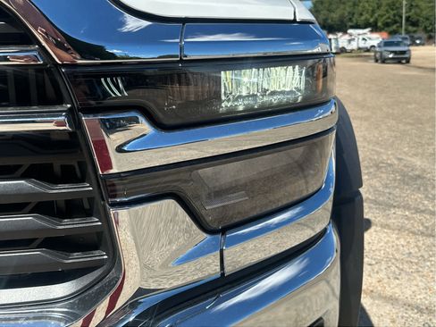 New 2026 RAM 4500 Tradesman w/ Chrome Appearance Group image 9