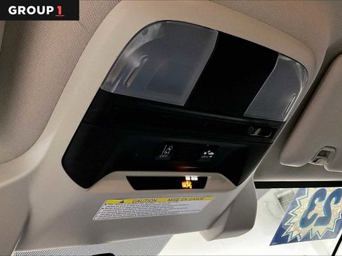 Certified 2023 Subaru Crosstrek 2.0i image 34