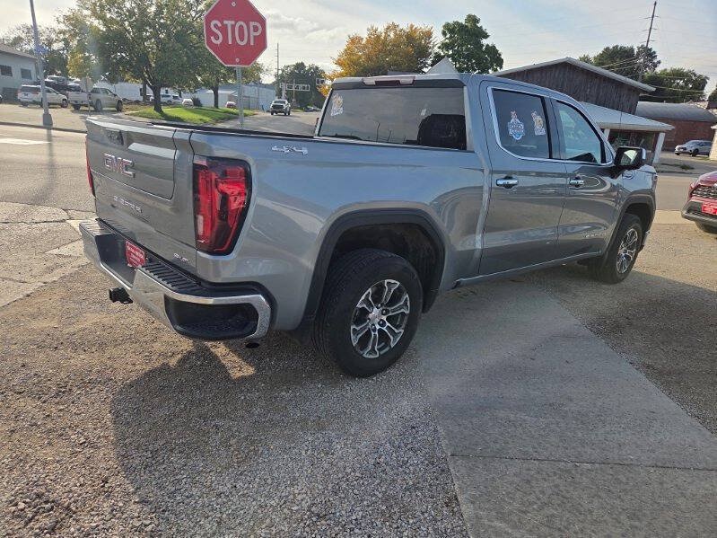 Used 2025 GMC Sierra 1500 SLT AWD/4WD image 4