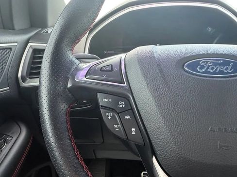Used 2021 Ford Edge ST-Line w/ Cold Weather Package AWD/4WD image 16