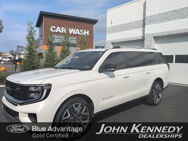 Certified 2025 Ford Expedition Max Platinum w/ Platinum Ultimate Package AWD/4WD image 1