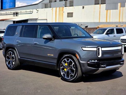 Used 2022 Rivian R1S Launch Edition AWD/4WD image 1