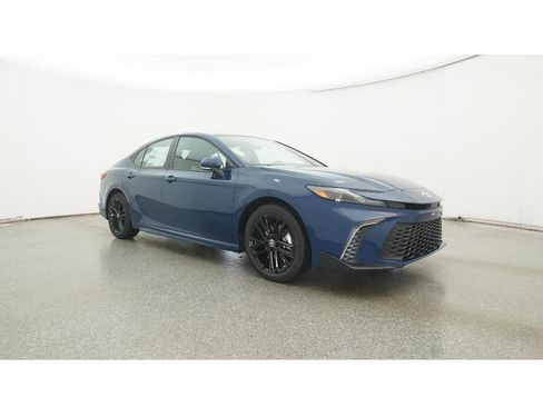 New 2026 Toyota Camry SE image 29