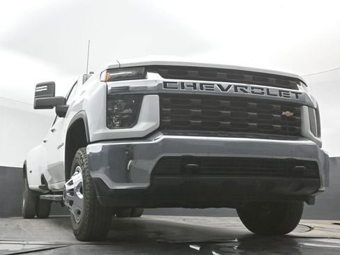 Used 2023 Chevrolet Silverado 3500 LT AWD/4WD image 38