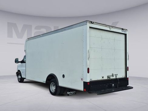 Used 2022 Chevrolet Express 3500 w/ Power Convenience Package image 3
