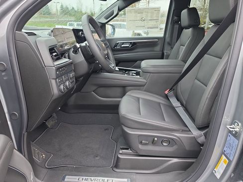 New 2026 Chevrolet Suburban LT w/ Comfort Package image 22