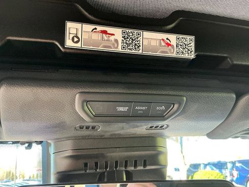 Used 2022 Jeep Wrangler Unlimited Rubicon w/ Xtreme Recon 35" Tire Package image 21